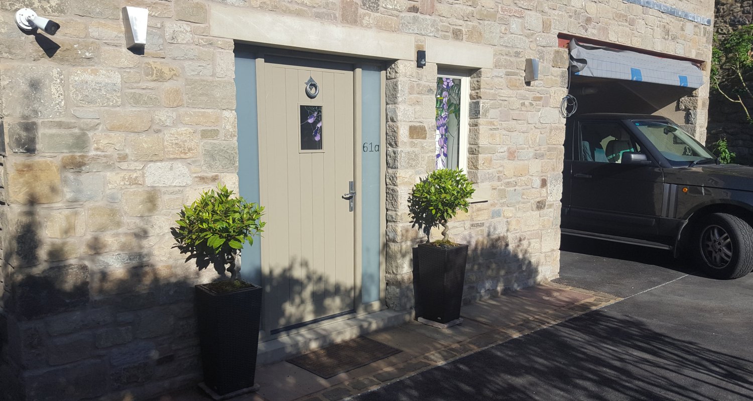 MItton Road External