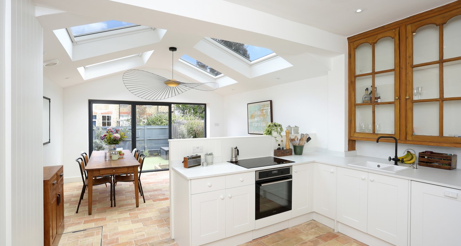 Wimbledon Extension interior